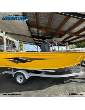 STESSL BOAT 520 APACHE PRO CENTER CONSOLE